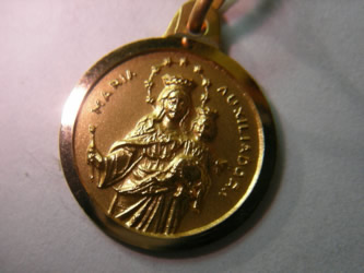 medalla auxiliadora oro plata